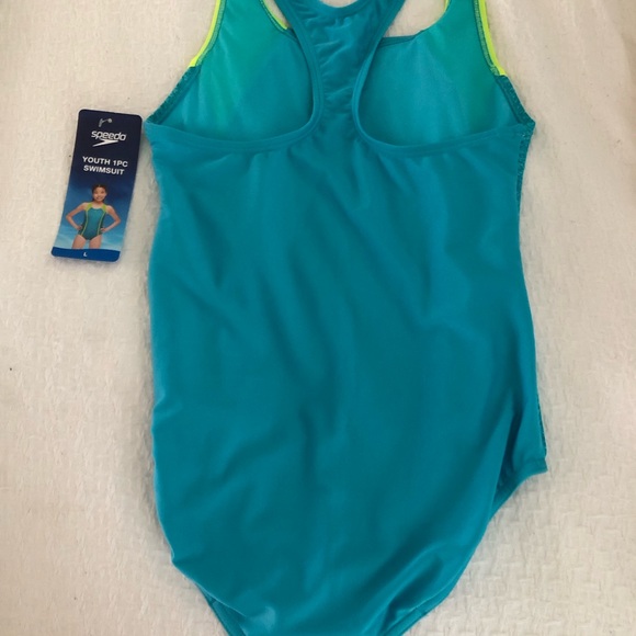 Set of  TWO Girl Speedo NWT swimsuits size L - Picture 8 of 8